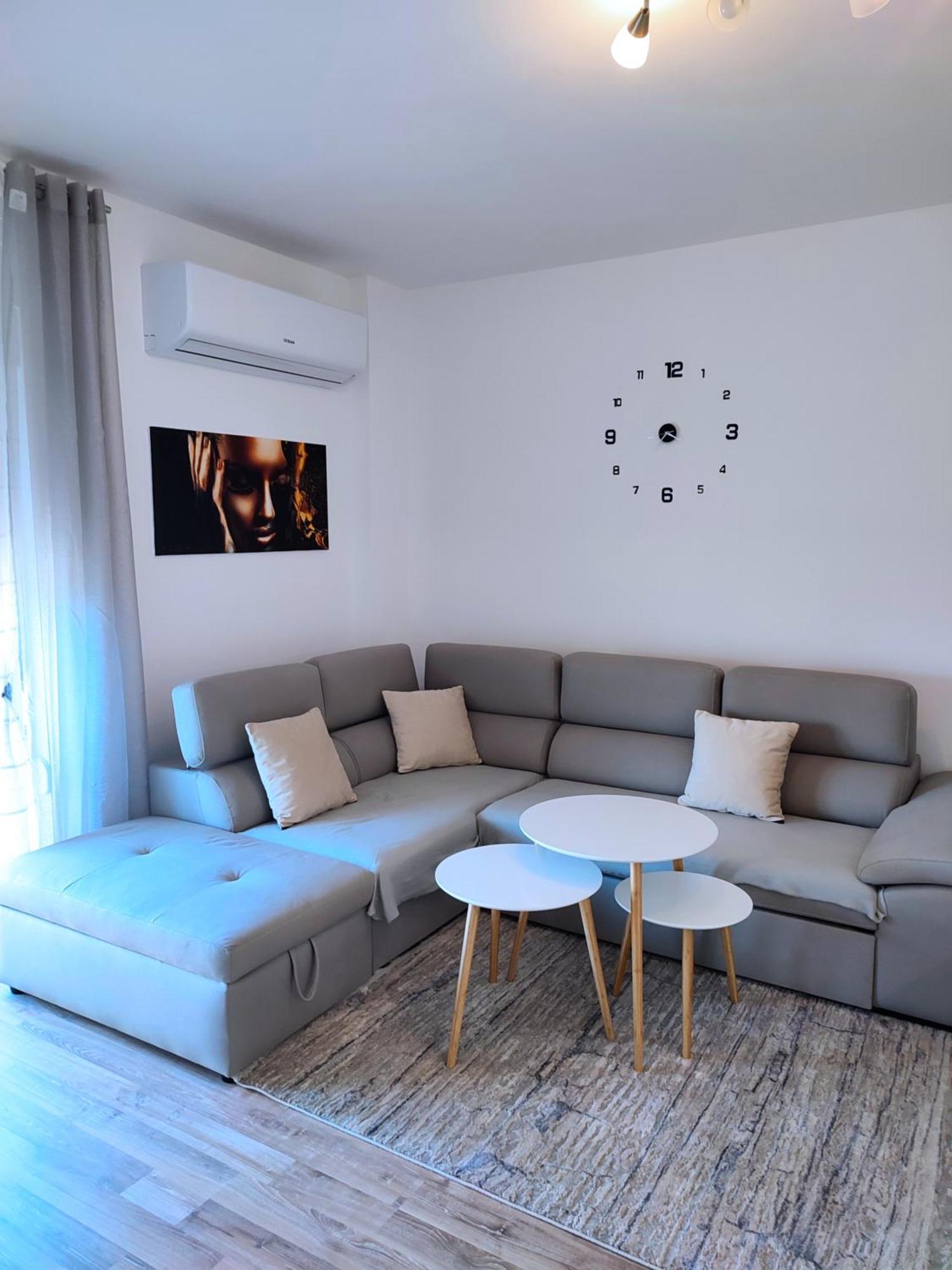 Sabi Apartment Golem Qerret Buitenkant foto